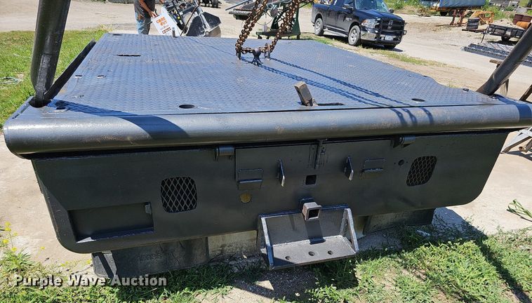 image for item DO2833 Steel winch truck bed