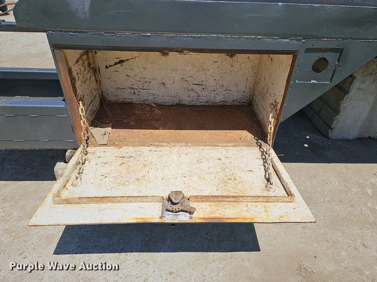 image for item DO2833 Steel winch truck bed