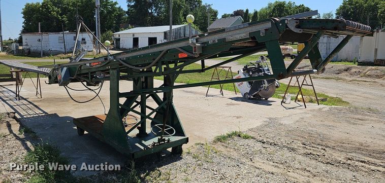 image for item DO2835 Rapistan 601-15-S-2418-3/4  box conveyor system