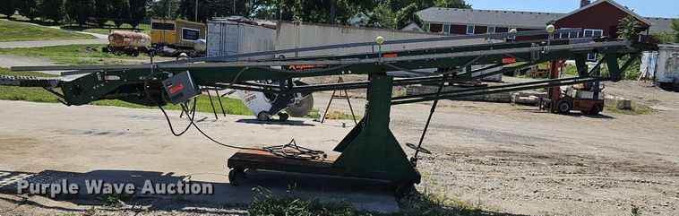 image for item DO2835 Rapistan 601-15-S-2418-3/4  box conveyor system