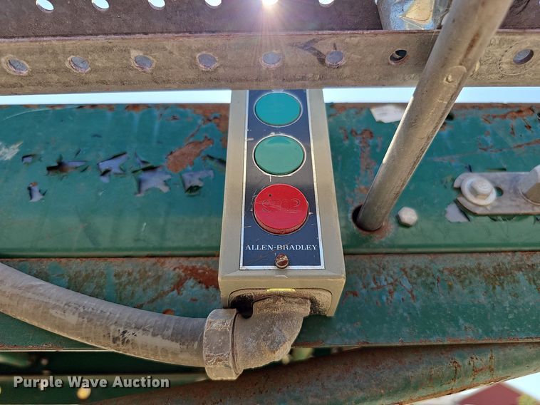 image for item DO2835 Rapistan 601-15-S-2418-3/4  box conveyor system