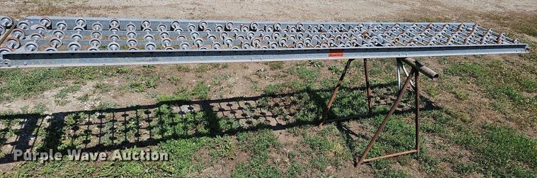 image for item DO2835 Rapistan 601-15-S-2418-3/4  box conveyor system