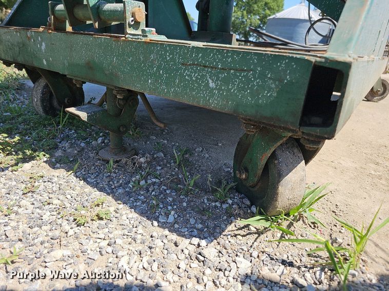 image for item DO2835 Rapistan 601-15-S-2418-3/4  box conveyor system