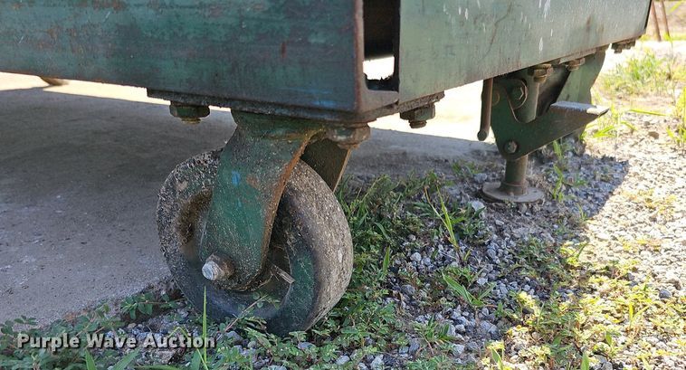 image for item DO2835 Rapistan 601-15-S-2418-3/4  box conveyor system