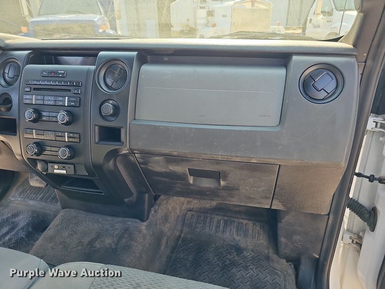 image for item DO2839 2014 Ford F150 XL  pickup truck