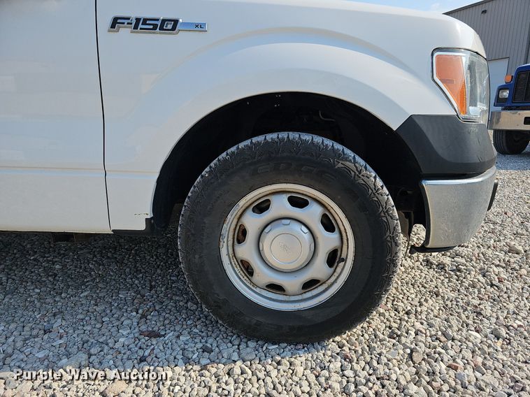 image for item DO2839 2014 Ford F150 XL  pickup truck