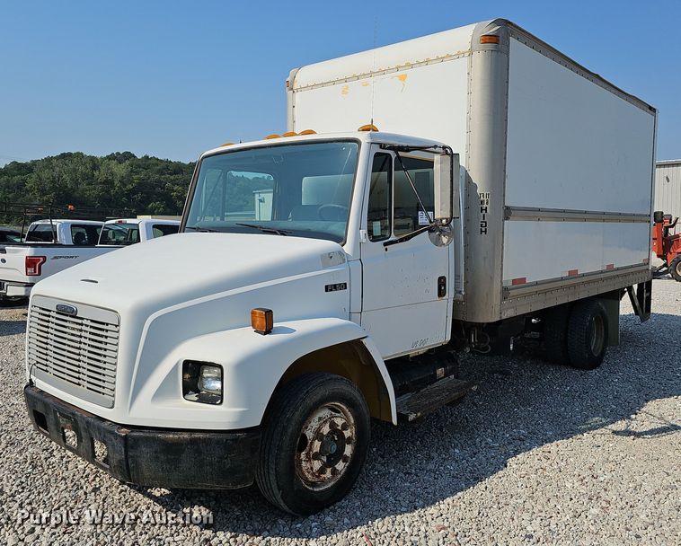 image for item DO2842 2001 Freightliner FL50  box truck