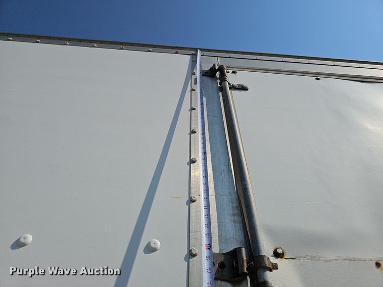 image for item DO2842 2001 Freightliner FL50  box truck