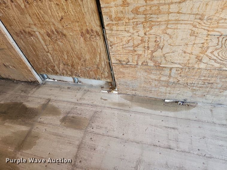 image for item DO2842 2001 Freightliner FL50  box truck