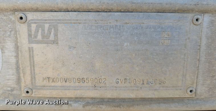 image for item DO2842 2001 Freightliner FL50  box truck