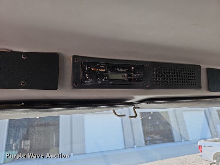 image for item DO2842 2001 Freightliner FL50  box truck