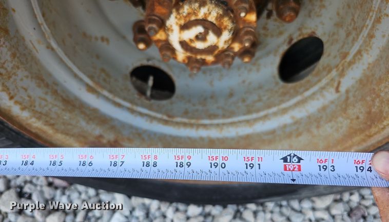 image for item DO2842 2001 Freightliner FL50  box truck