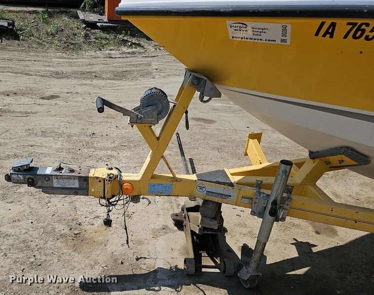 image for item DO2843 2003 Mastercraft  boat