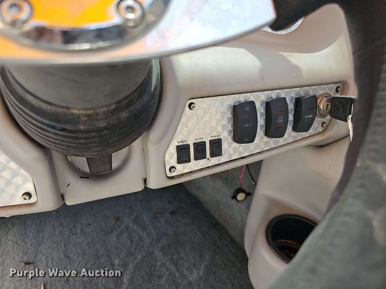 image for item DO2843 2003 Mastercraft  boat