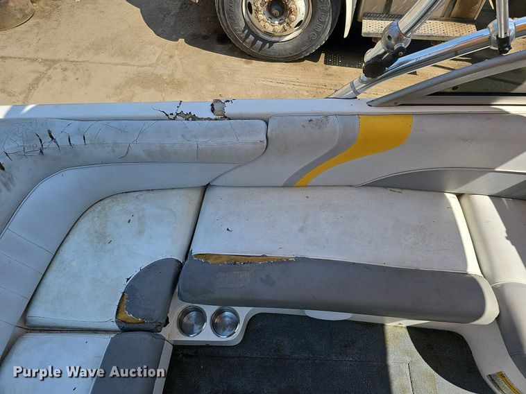 image for item DO2843 2003 Mastercraft  boat