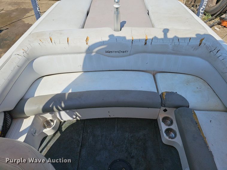 image for item DO2843 2003 Mastercraft  boat