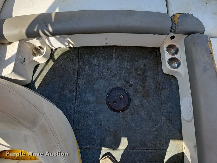 image for item DO2843 2003 Mastercraft  boat