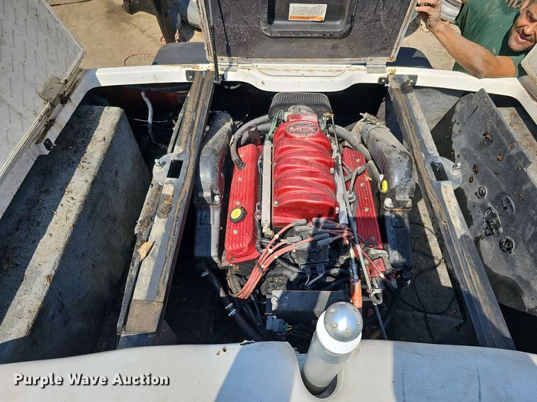 image for item DO2843 2003 Mastercraft  boat