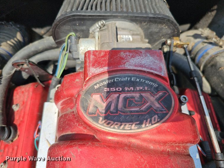 image for item DO2843 2003 Mastercraft  boat