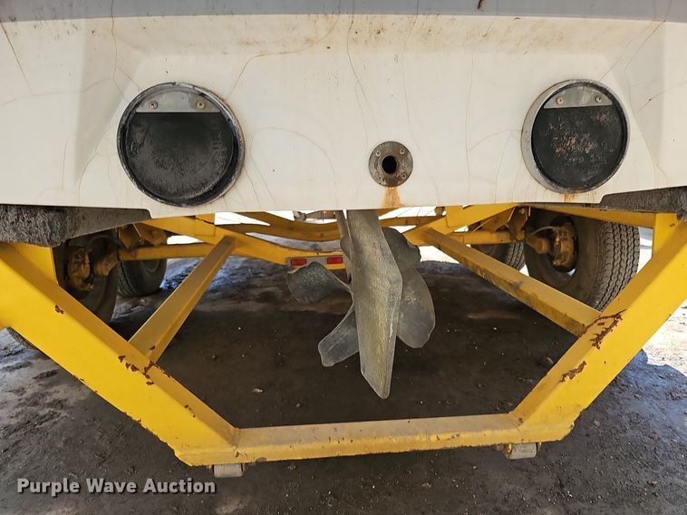 image for item DO2843 2003 Mastercraft  boat