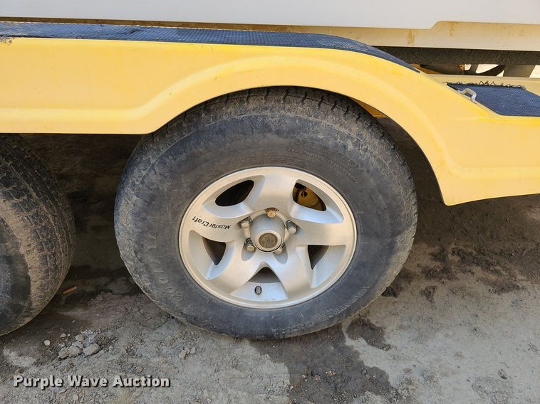 image for item DO2843 2003 Mastercraft  boat