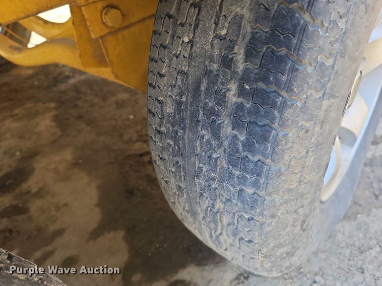 image for item DO2843 2003 Mastercraft  boat