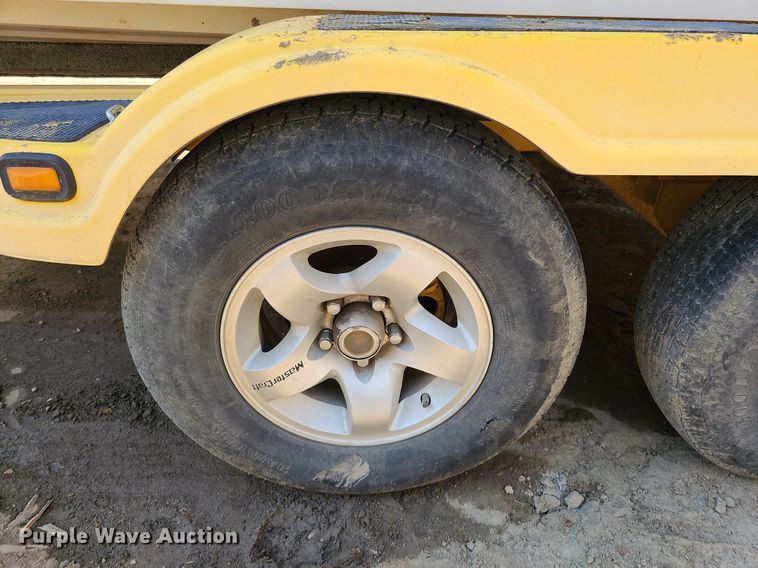 image for item DO2843 2003 Mastercraft  boat