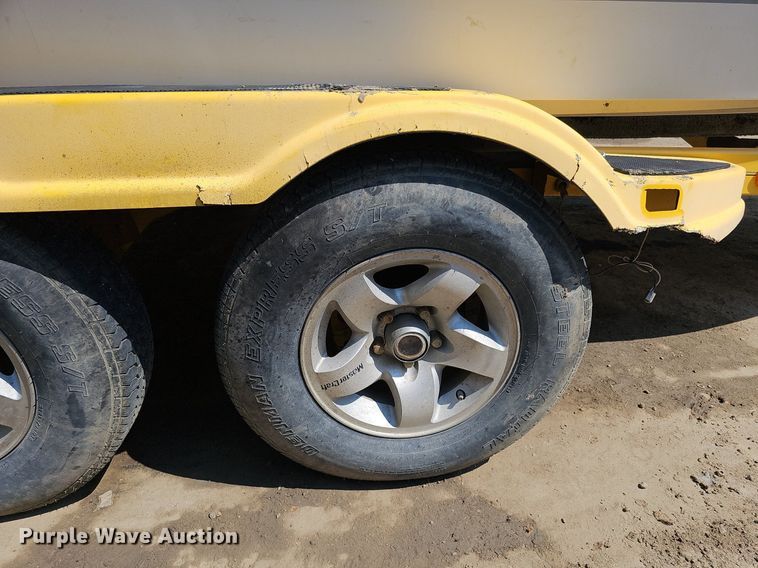 image for item DO2843 2003 Mastercraft  boat