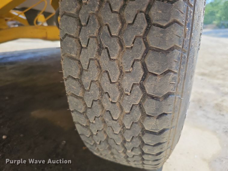 image for item DO2843 2003 Mastercraft  boat