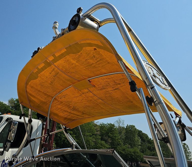 image for item DO2843 2003 Mastercraft  boat