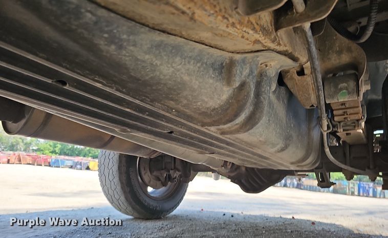 image for item DO2844 2011 GMC Sierra 2500HD Denali  Crew Cab pickup truck