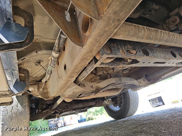 image for item DO2844 2011 GMC Sierra 2500HD Denali  Crew Cab pickup truck