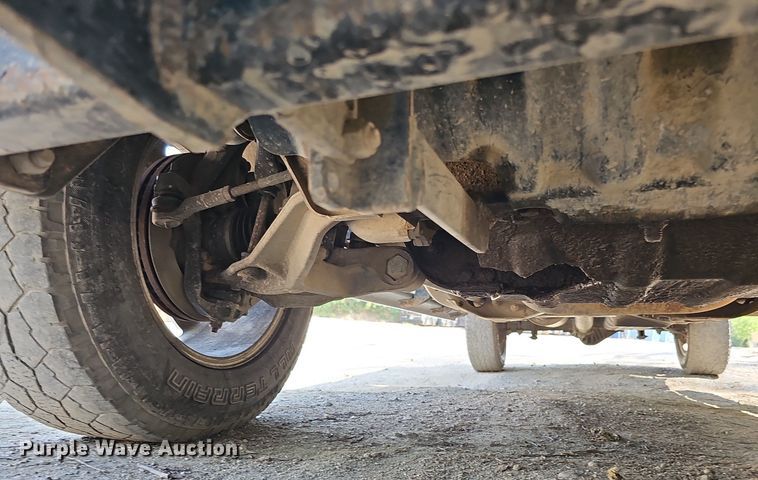 image for item DO2844 2011 GMC Sierra 2500HD Denali  Crew Cab pickup truck