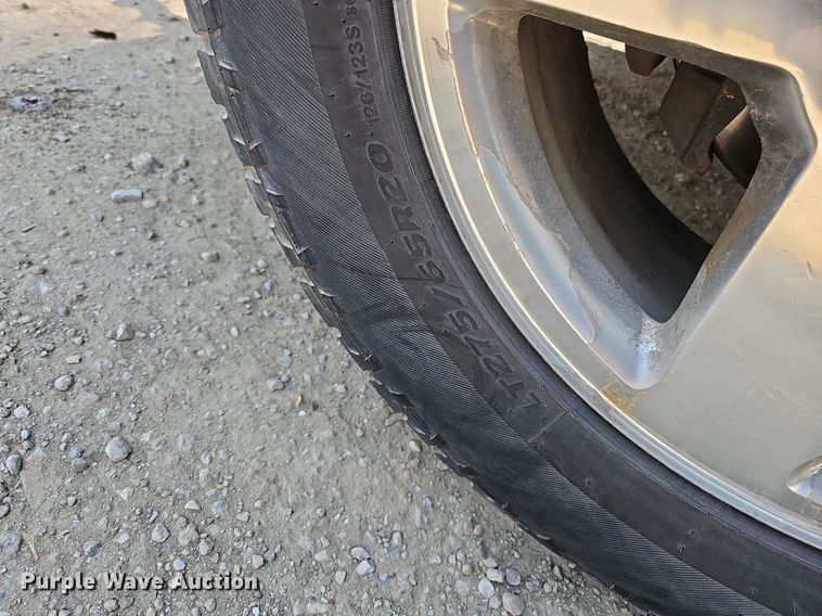 image for item DO2844 2011 GMC Sierra 2500HD Denali  Crew Cab pickup truck