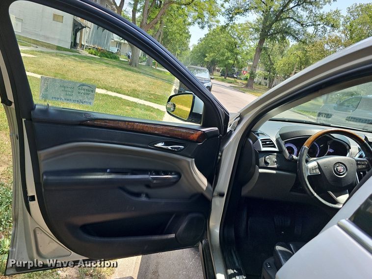 image for item DO2845 2010 Cadillac SRX 4  SUV