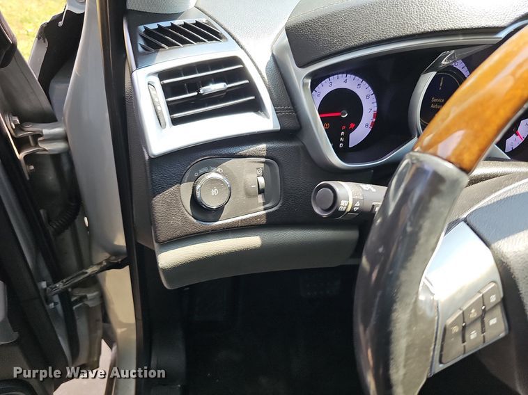 image for item DO2845 2010 Cadillac SRX 4  SUV