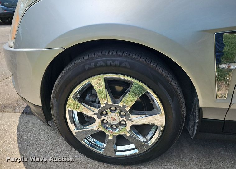 image for item DO2845 2010 Cadillac SRX 4  SUV