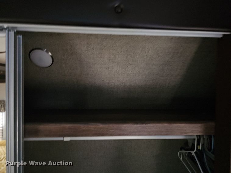 image for item DO2858 2017 Keystone Cougar Lite CG33SAB17  camper