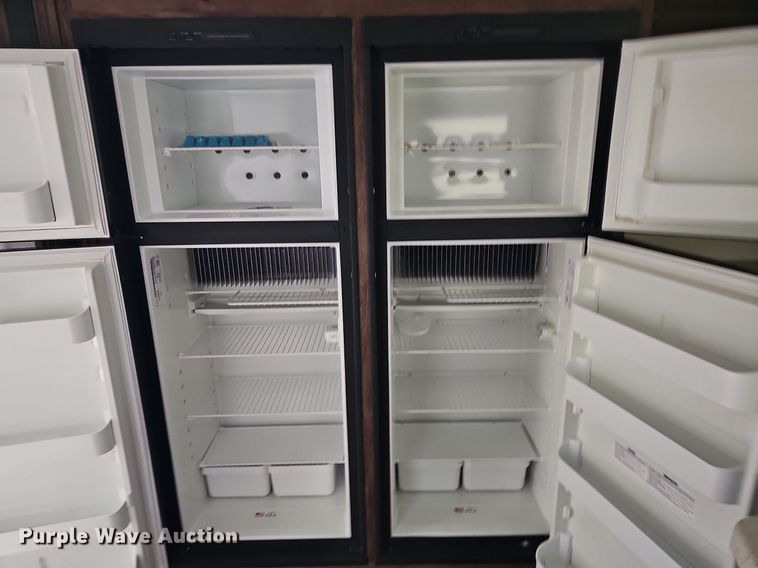 image for item DO2858 2017 Keystone Cougar Lite CG33SAB17  camper