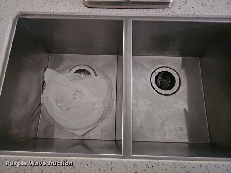 image for item DO2858 2017 Keystone Cougar Lite CG33SAB17  camper