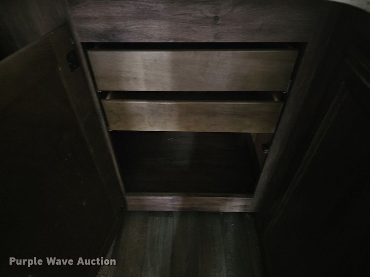 image for item DO2858 2017 Keystone Cougar Lite CG33SAB17  camper