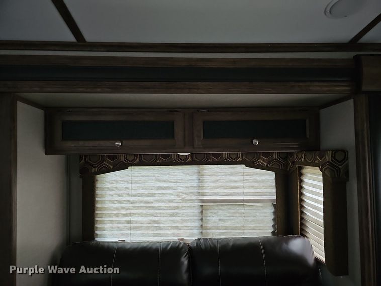 image for item DO2858 2017 Keystone Cougar Lite CG33SAB17  camper