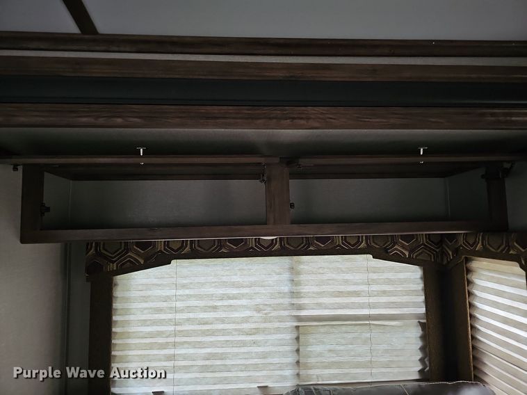 image for item DO2858 2017 Keystone Cougar Lite CG33SAB17  camper