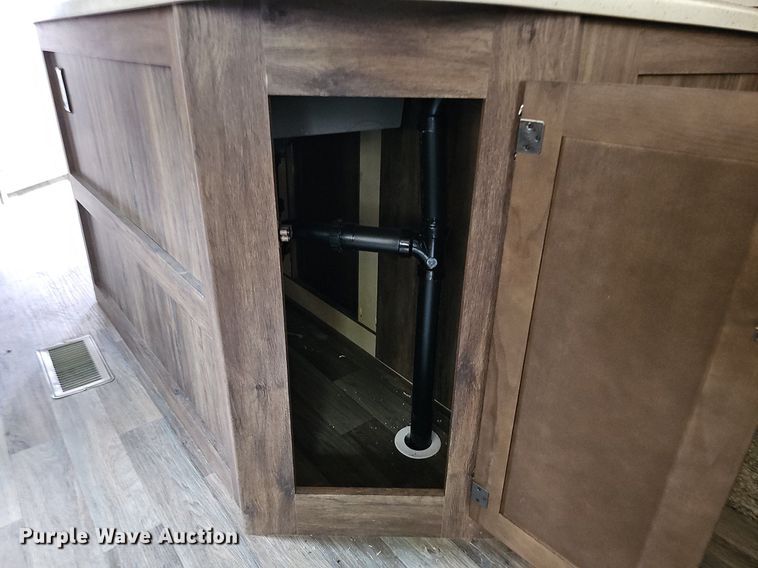 image for item DO2858 2017 Keystone Cougar Lite CG33SAB17  camper