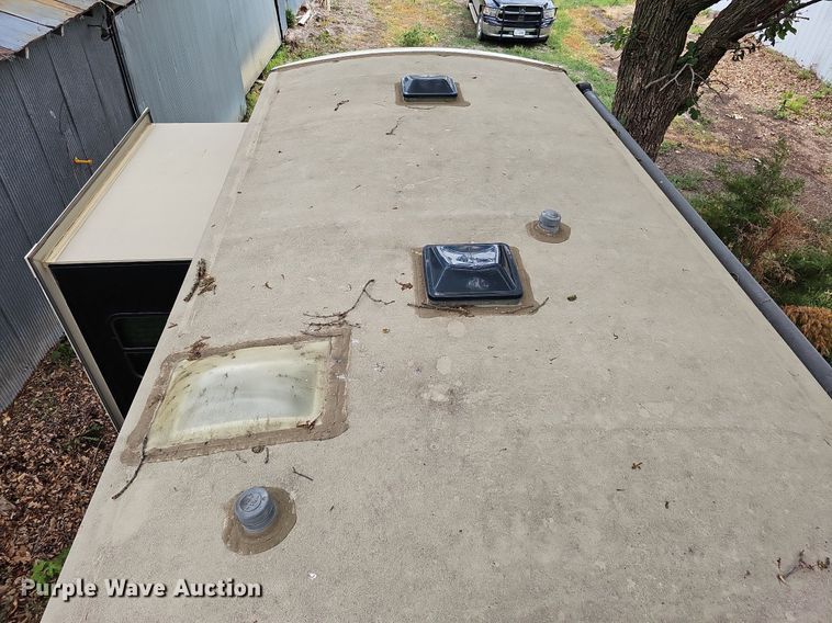 image for item DO2858 2017 Keystone Cougar Lite CG33SAB17  camper