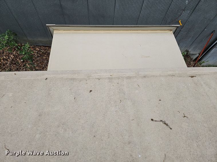 image for item DO2858 2017 Keystone Cougar Lite CG33SAB17  camper