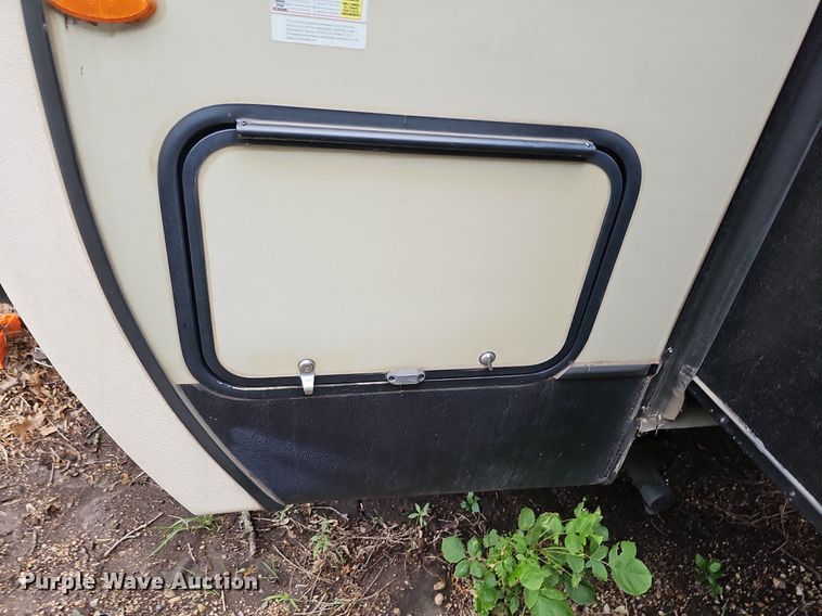 image for item DO2858 2017 Keystone Cougar Lite CG33SAB17  camper