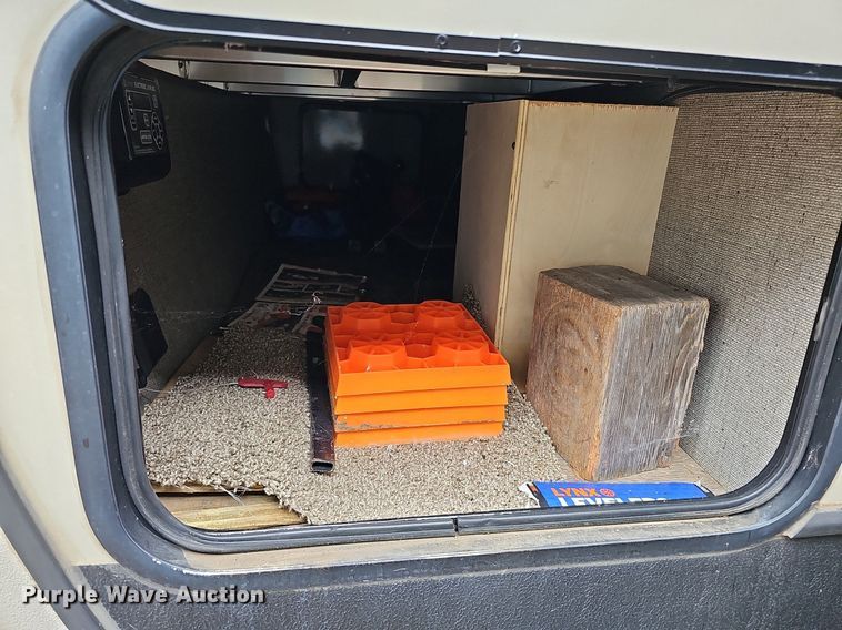 image for item DO2858 2017 Keystone Cougar Lite CG33SAB17  camper