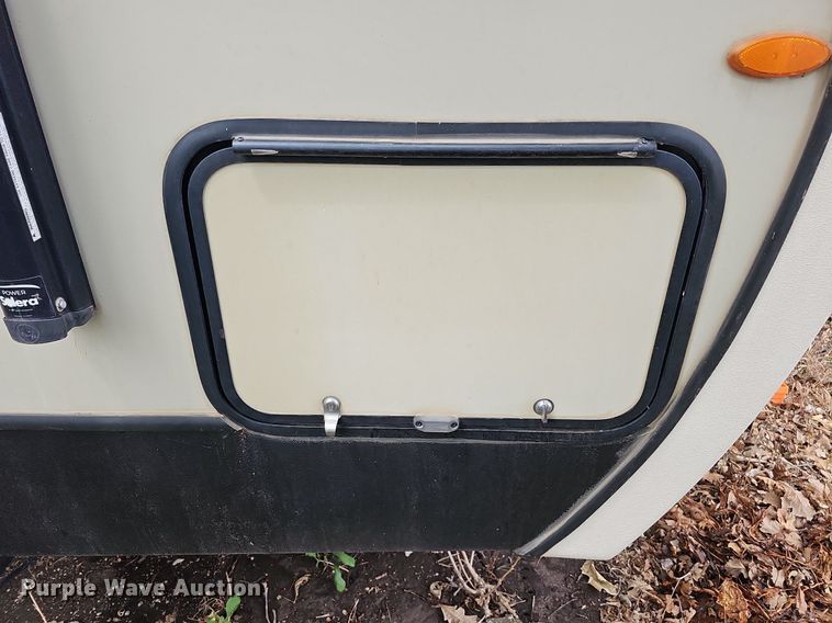 image for item DO2858 2017 Keystone Cougar Lite CG33SAB17  camper