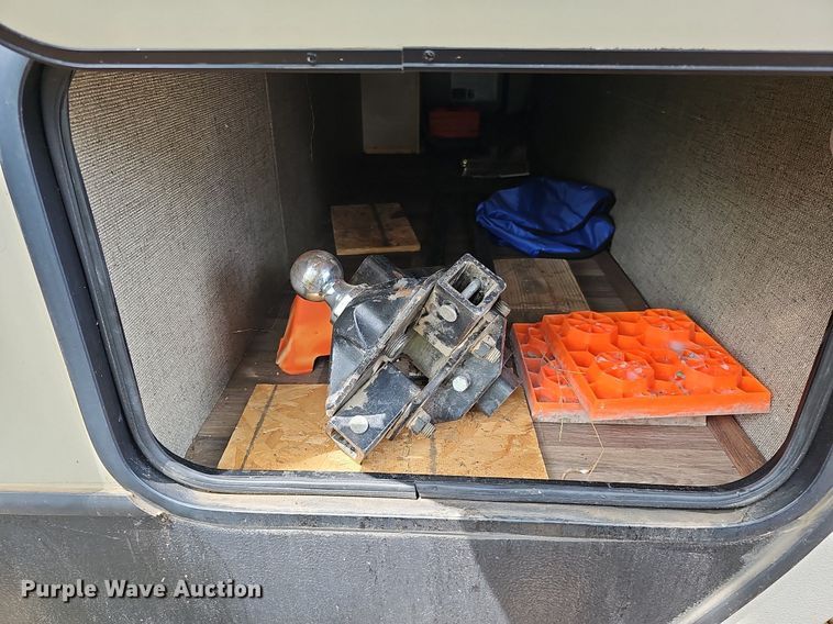 image for item DO2858 2017 Keystone Cougar Lite CG33SAB17  camper